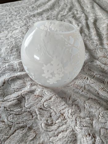 Lampe abat-jour à poser en verre transparent motifs floraux Ikea