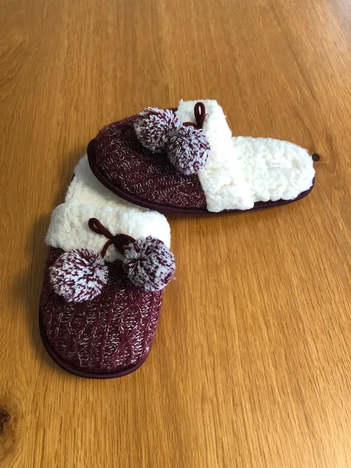 Chaussons molletonnés - photo numéro 2