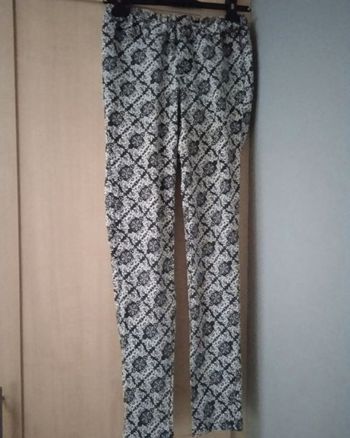Pantalon 36 noir et blanc