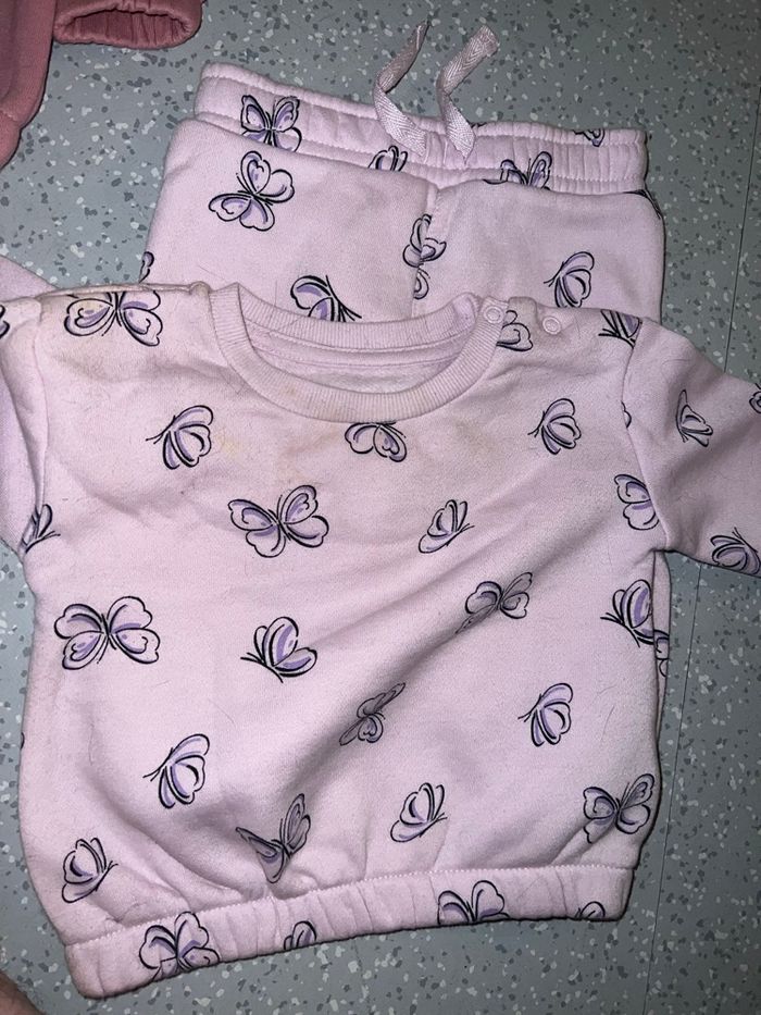 Ensemble jogging - photo numéro 2