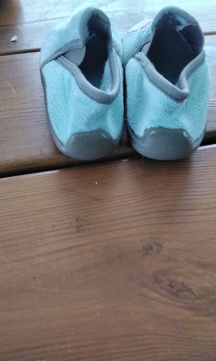 Chaussons  ,motif  pingouin  ,turquoise  ,Tissaia  ,pointure  25 - photo numéro 2