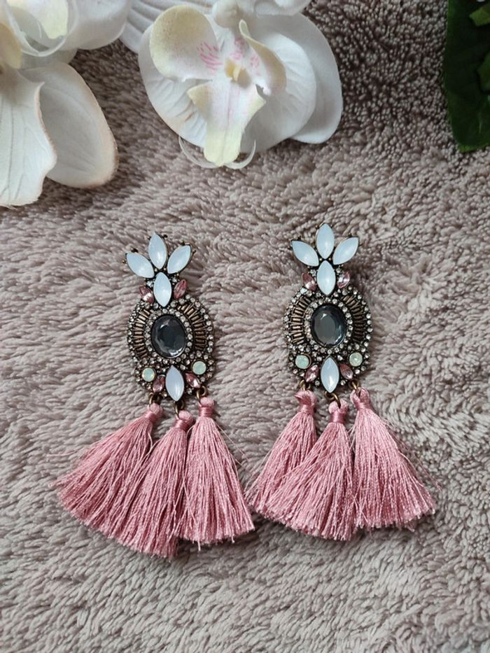 Boucle d'oreille fantaisies