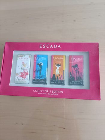 COFFRET ESCADA 4 MINIATURES DE 4 ML