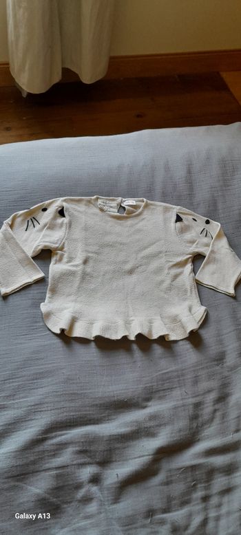 Pull 12-18 mois