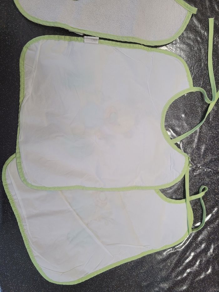Lot de 10 bavoirs ( 8 plastifié s) - photo numéro 10