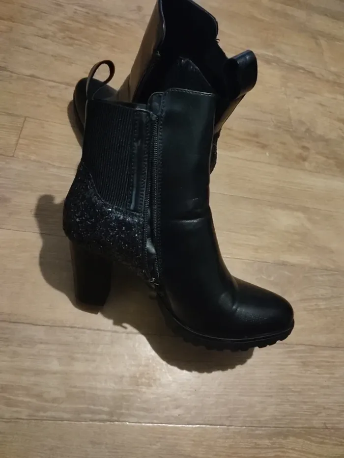Superbes bottines neuves - photo numéro 5