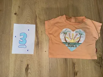 Tee shirt manches courtes Levi’s taille 3 mois