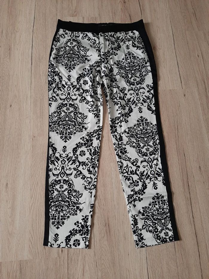 Super pantalon à motifs