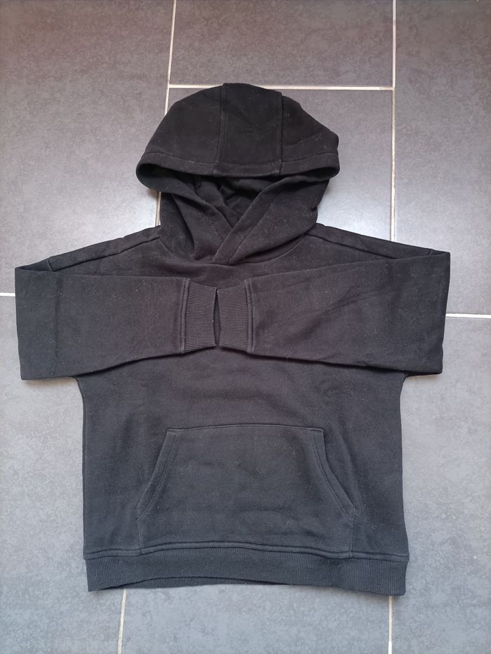 Sweat à capuche noir Kiabi 6 ans