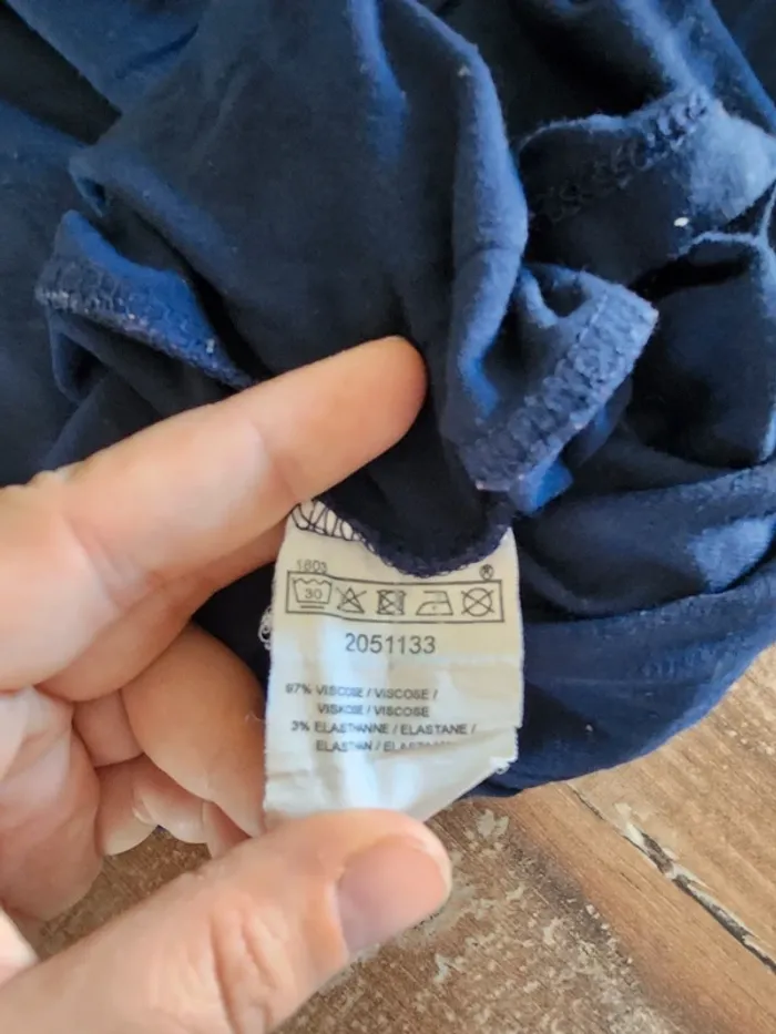 Tee-shirt blouse haut manches courtes taille 48 très bon état bleue marine - photo numéro 4