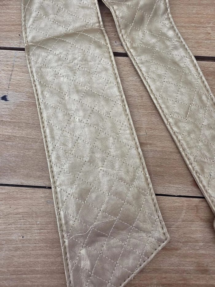 Ceinture dorée asymétrique – style rock – 112 cm – sans trou - photo numéro 3
