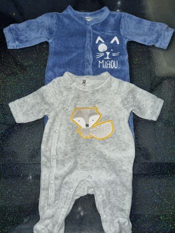 2 pyjamas prématuré