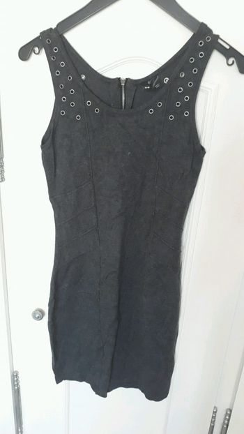 Superbe robe moulante Divided By H&M