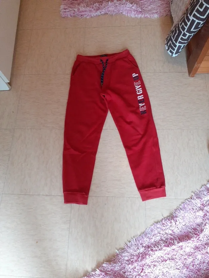 Jogging rouge garçon