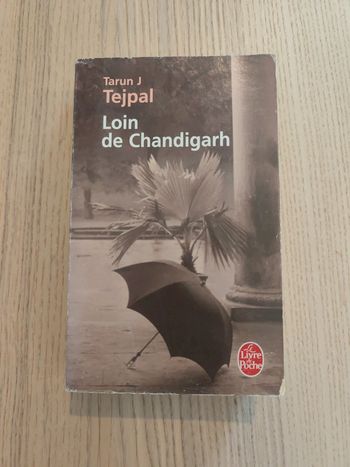 Tarun J Tejpal loin de Chandigarh Livre de poche 9782253118015
