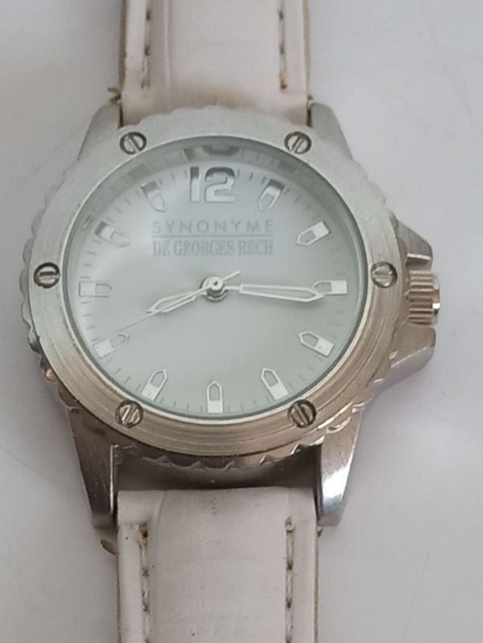 Montre synonyme de Georges Rech