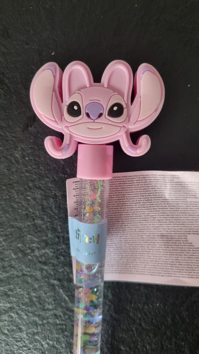 Stylo Stitch rose neuf Disney paillettes
