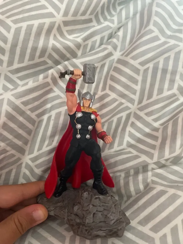 Figurine