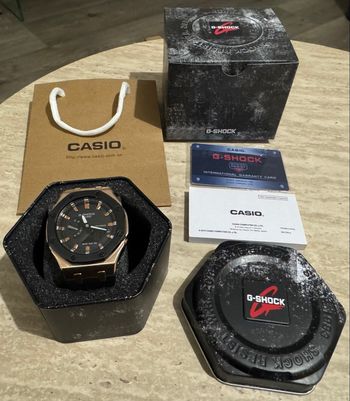 G-Shock acier rose gold  Édition Spéciale – Neuve 