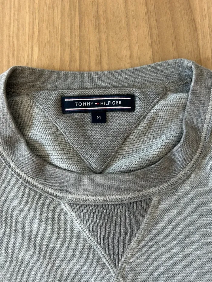 Pull tommy hilfiger taille M - photo numéro 4
