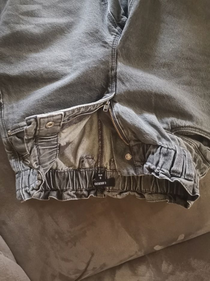 Jean Liberto 8 ans gris très bon état - photo numéro 3