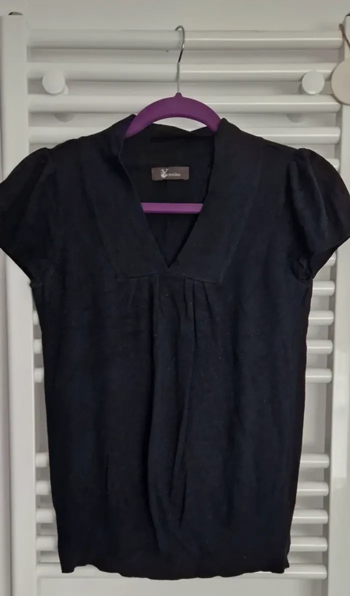 Blouse manches courtes noire