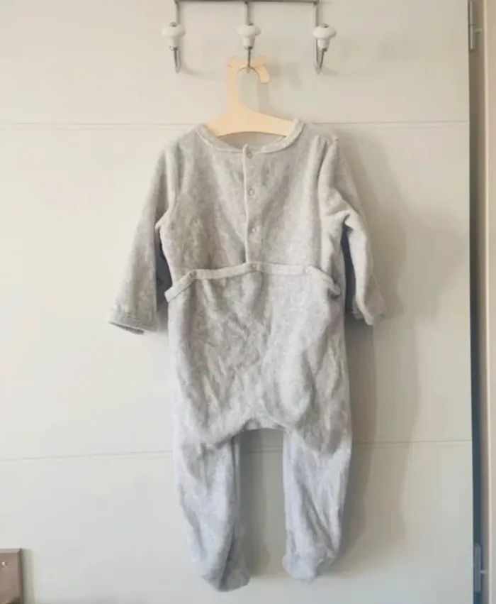Pyjama une pièce dinosaure - photo numéro 3