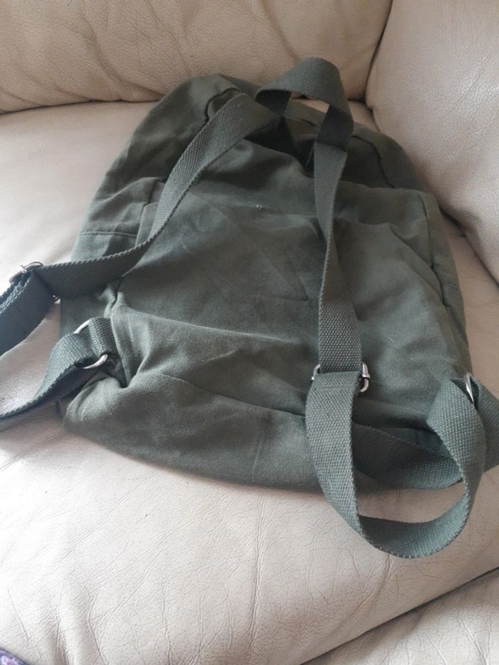 Sac à dos kiabi kaki - photo numéro 3