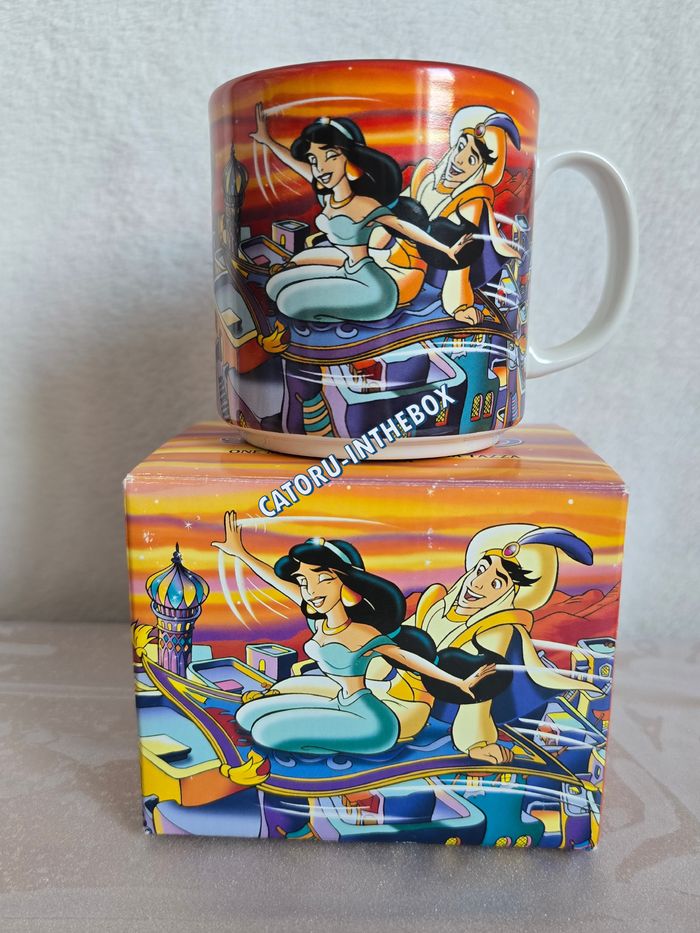 Tasse / Mug / Cup scène boite Disney Classics Aladdin Jasmine Genie