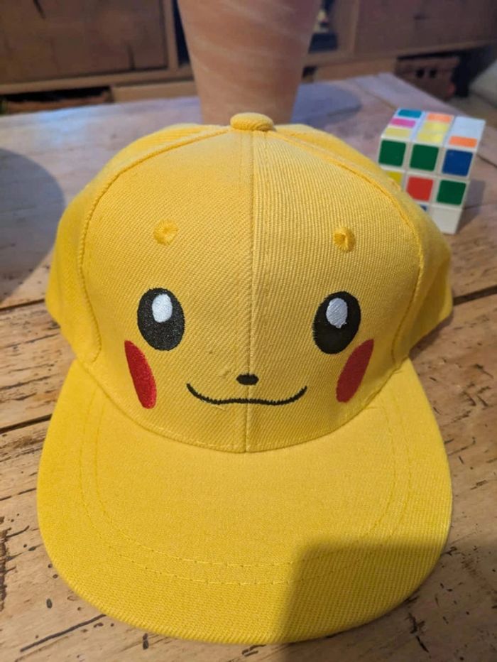 Casquette Pikachu Jaune – L’Accessoire Parfait pour les Fans de Pokémon ! - photo numéro 9