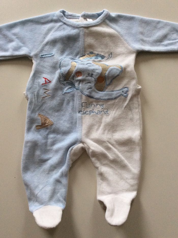 Pyjama - photo numéro 2