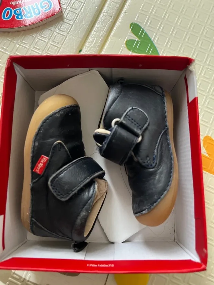 Kickers sabio bébé en cuir – Taille 20 bon état - photo numéro 3