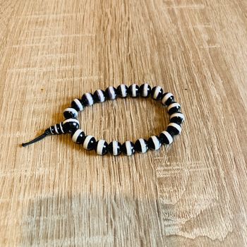 Bracelet perles | noir & blanc 🌿