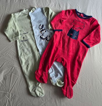 Lot 2 Pyjamas Velours Bébé 12 mois Coton Très bon état