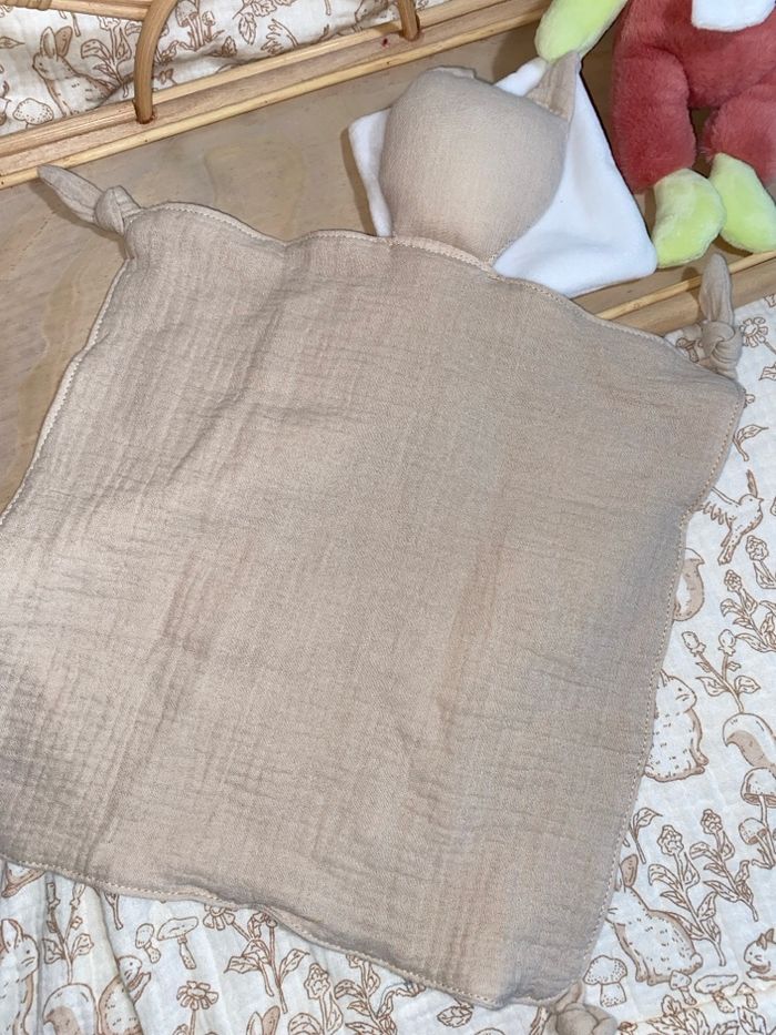 Doudou chat de couleur en gaze de coton neuf - photo numéro 5