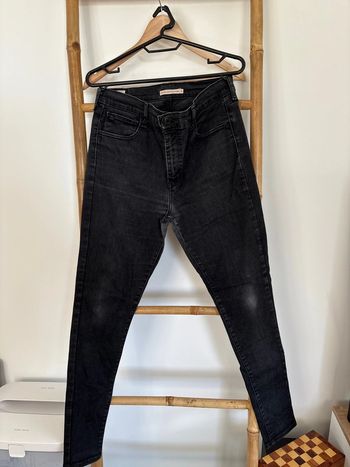 Jean skinny noir Levi’s taille 41