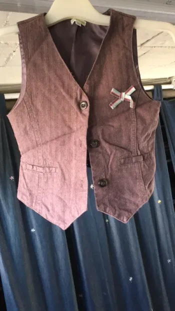 Veste sans manche vert baudet T10 ans