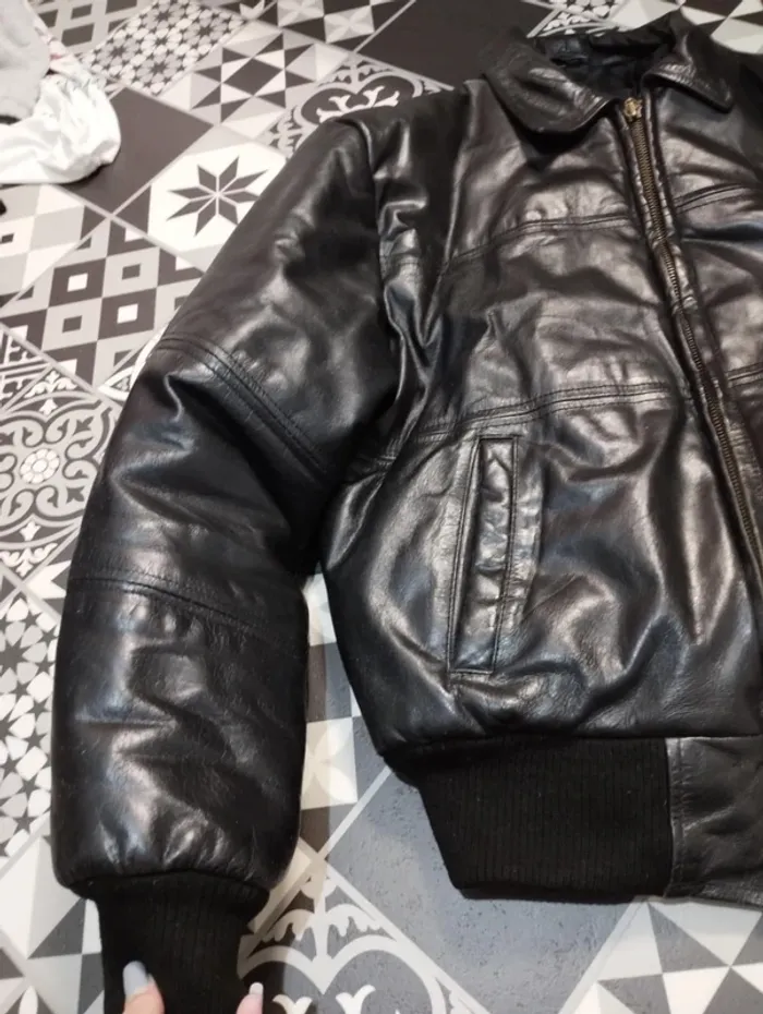 Blouson en cuir - photo numéro 4