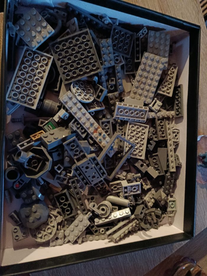 Diverses pièces lego grises - photo numéro 2