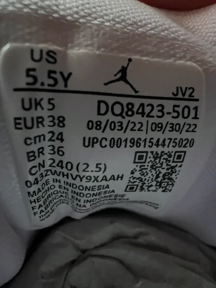 Nike Air Jordan 1 Mid Barely Grape - 38 - photo numéro 8