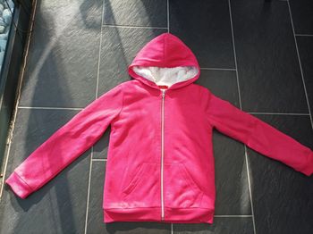 Joli gilet fourré fille 14 ans neuf