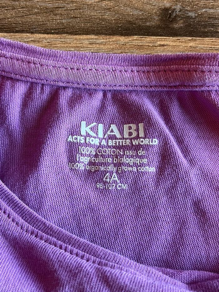 Je vend un le lot de 6 tee shirt filles taille 4 ans très bon état - photo numéro 18