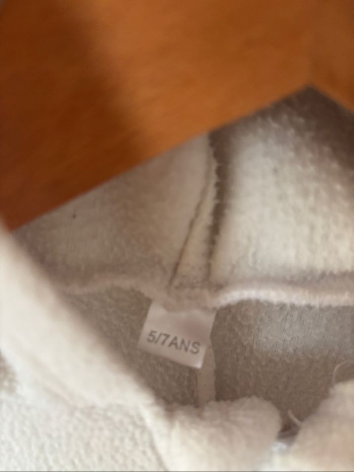 Combinaison 5/7ans - photo numéro 3