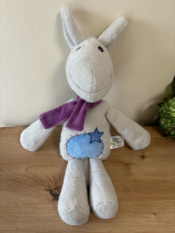 Doudou peluche âne gris écharpe violet vertbaudet simba toys