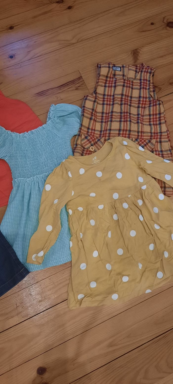 Lot de 6 robes en très bon etat - photo numéro 4