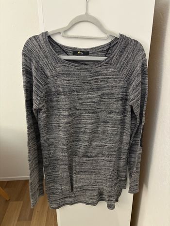 Pull gris