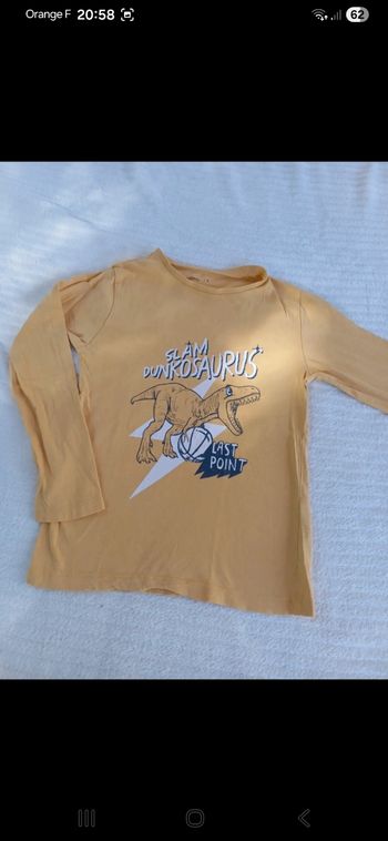 T.shirt garçon taille 8 ans