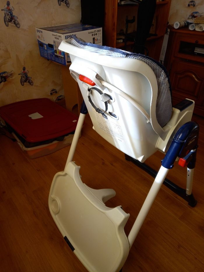 Chaise haute Chicco - photo numéro 4