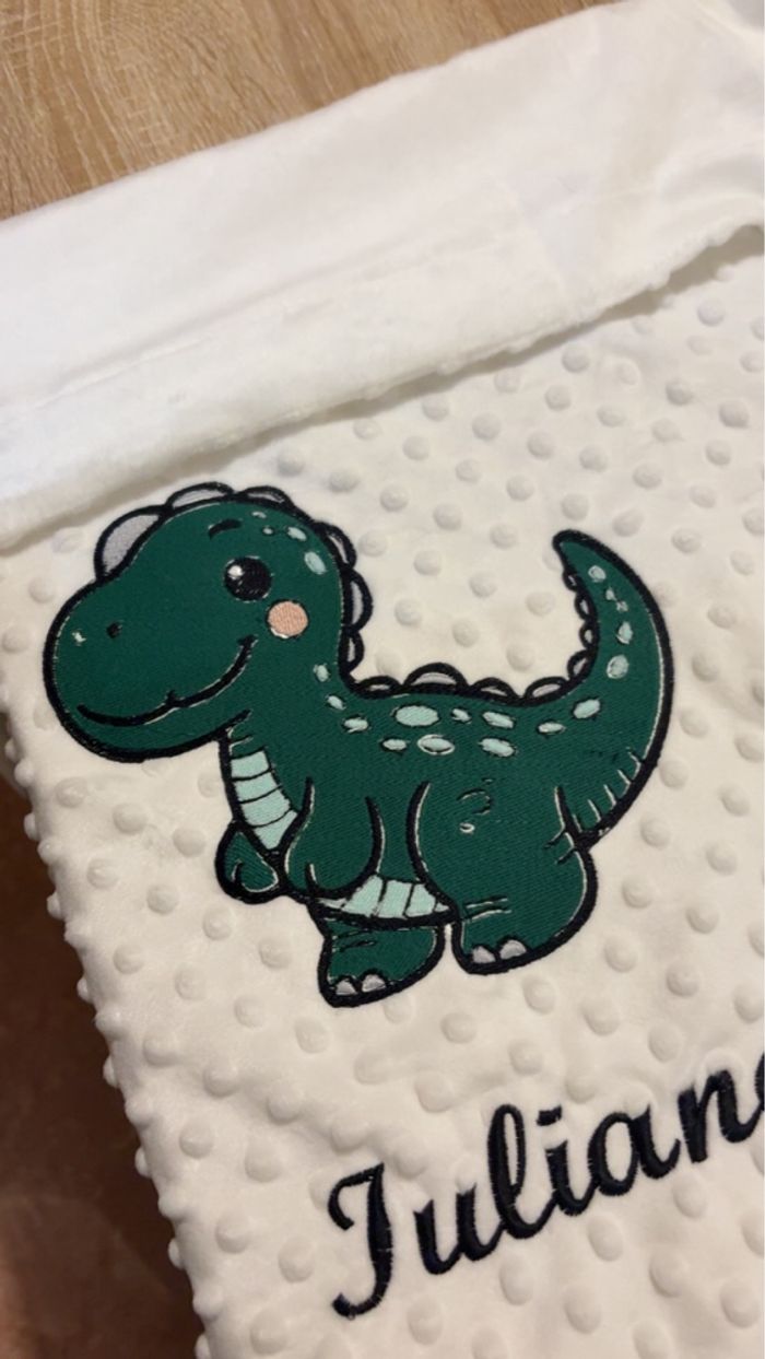 Couette bébé dinosaure - photo numéro 2