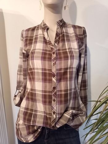 Très jolie chemise à carreaux 🥰